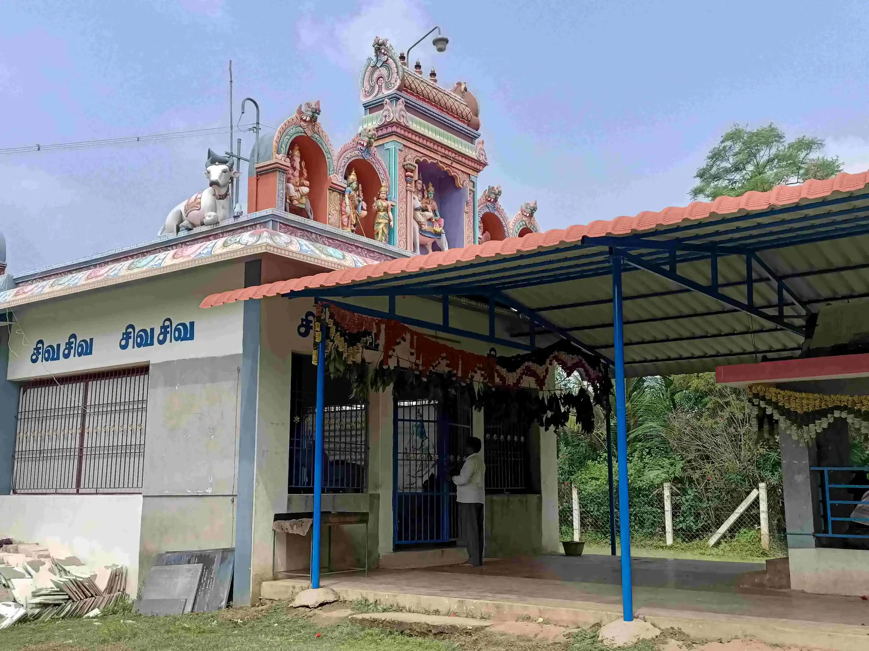 Arulmigu Pasupatheeswarar Temple, Maadhanam - 609104 Temple