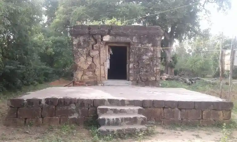 Arulmigu Pasupatheeswarar Temple, Puthukudi, Puthukudi - 621806 அருள்மிகு பசுபதீஸ்வரர் திருக்கோயில், Puthukudi, புதுக்குடி - 621806, Ariyalur - Ancient Temple Architecture and History Image 3