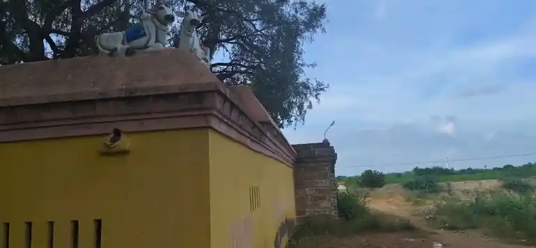 Arulmigu Pasupatheeswarer Temple, T.Pudayur - 606302 அருள்மிகு பசுபதீஸ்வரர் திருக்கோயில், T.Pudayur - 606302, Cuddalore - Ancient Temple Architecture and History Image 4