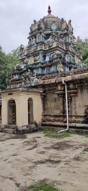 Arulmigu Pasupatheswarar Temple, Nallavoor - 612203 அருள்மிகு பசுபதீஸ்வரர் ஆலயம், Nallavur - 612203, Mayiladuthurai - Ancient Temple Architecture and History Image 3