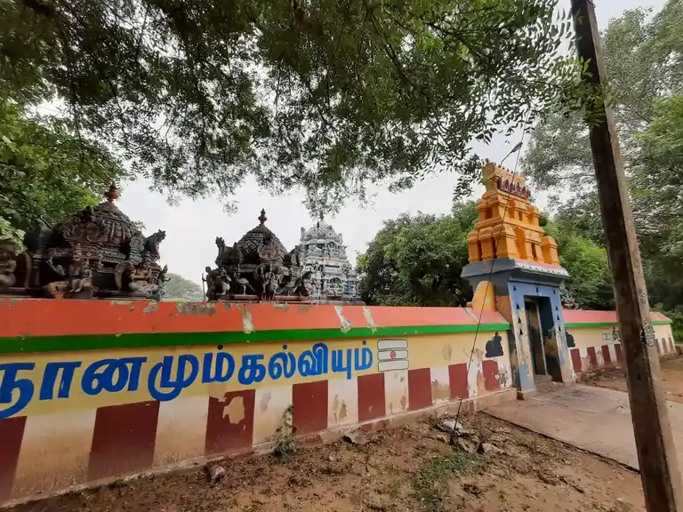 Arulmigu Pasupathieswarar Temple, Thiurvamur - 607107 அருள்மிகு பசுபதீஸ்வரர் திருக்கோயில் மற்றும் திருநாவுக்கரசு திருக்கோயில், திருவாமூர் - 607107, Cuddalore - Ancient Temple Architecture and History Image 3
