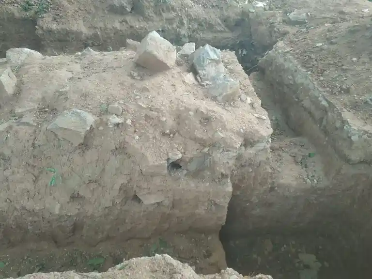 Arulmigu Pasuvannaswamy Temple, Chikkapuvathi, Doddapuvathi - 635122 அருள்மிகு பசுவண்ணசாமி திருக்கோயில், தொட்டபூவத்தி, சிக்கபூவத்தி - 635122, Krishnagiri - Ancient Temple Architecture and History Image 3