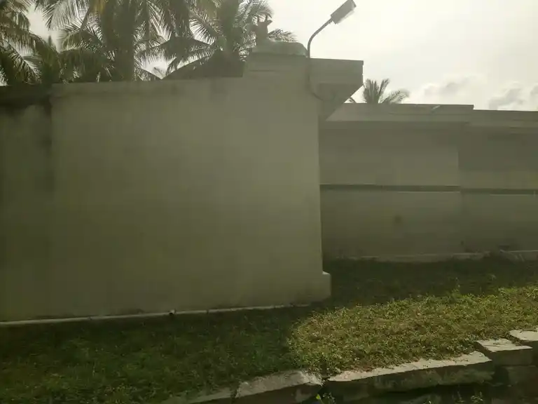 Arulmigu Pasuvannaswamy Temple, Near Ithandahalli, Gummanur - 636806 அருள்மிகு பசுவண்ணசாமி திருக்கோயில், Near Ithandahalli, Gummanur - 636806, Dharmapuri - Ancient Temple Architecture and History Image 4