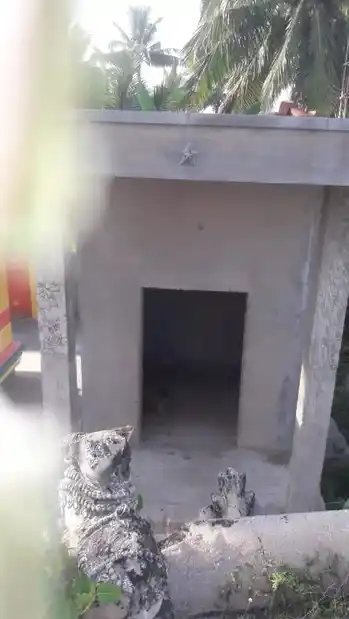 Arulmigu Pasuvannaswamy Temple, Near Murugan Temple, Jakkasamudram - 636805 அருள்மிகு பசுவண்ண சாமி திருக்கோயில், Near Murugan Temple, Jakkasamudram - 636805, Dharmapuri - Ancient Temple Architecture and History Image 3