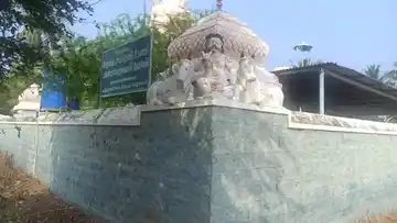 Arulmigu Pasuveshwara Swamy Templeq, Kadathur - 638466 Temple