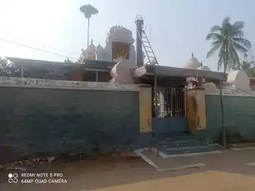 Arulmigu Pasuveshwara Swamy Templeq, Kadathur - 638466 அருள்மிகு பசுவேஸ்வரசுவாமி திருக்கோயில், Kadathur - 638466, Erode - Ancient Temple Architecture and History Image 2