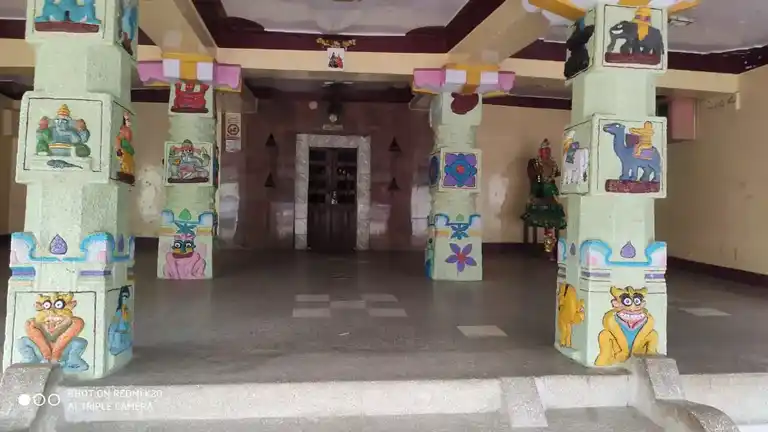 Arulmigu Pasuveswarar Temple, Akkondapalli - 635113 அருள்மிகு பசுவேஸ்வரர் திருக்கோயில், Akkondapalli - 635113, Krishnagiri - Ancient Temple Architecture and History Image 3