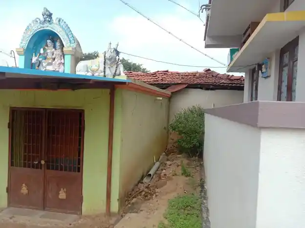 Arulmigu Pasuveswarar Temple, Badathepalli - 635105 Temple