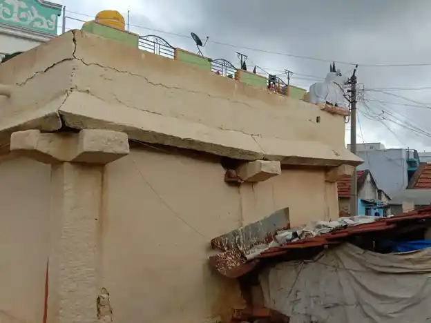 Arulmigu Pasuveswarar Temple, Chinnaelasagiri - 635126 Temple