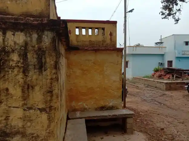 Arulmigu Pasuveswarar Temple, Eachangoor, Kodiyalam - 635103 Temple