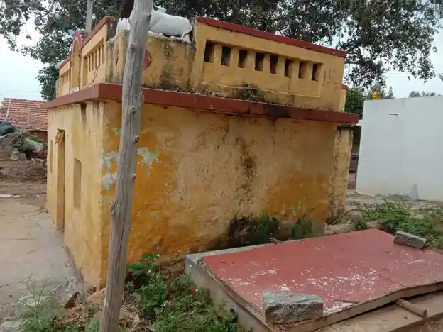 Arulmigu Pasuveswarar Temple, Eachangoor, Kodiyalam - 635103 அருள்மிகு பசுவேஸ்வரர் திருக்கோயில், Eachangoor, Kodiyalam - 635103, Krishnagiri - Ancient Temple Architecture and History Image 3