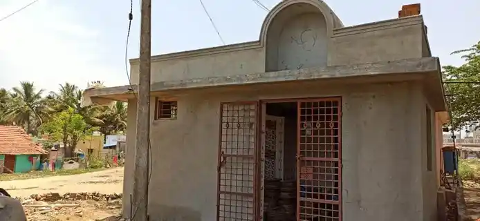 Arulmigu Pasuveswarar Temple, Kanimangalam - 635103 அருள்மிகு பசுவேஸ்வரர் திருக்கோயில், Kanimangalam - 635103, Krishnagiri - Ancient Temple Architecture and History Image 4