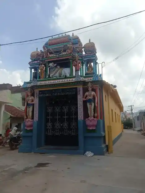 Arulmigu Pasuveswarar Temple, Manthakarai Kaspa, Ambur - 635802 அருள்மிகு பசுவேஸ்வரர் திருக்கோயில், மந்தகரை கஸ்பா, ஆம்பூர் - 635802, Thirupathur - Ancient Temple Architecture and History Image 4