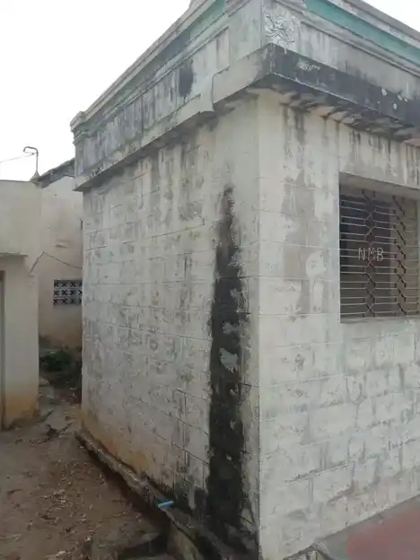 Arulmigu Pasuveswarar Temple, Mathigiri, Nagondapalli - 635110 அருள்மிகு பசுவேஸ்வரர் திருக்கோயில், Mathigiri, Nagondapalli - 635110, Krishnagiri - Ancient Temple Architecture and History Image 5