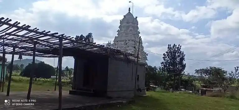 Arulmigu Pasuveswararsamy Temple, Bargur - 638501 Temple