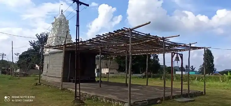 Arulmigu Pasuveswararsamy Temple, Bargur - 638501 அருள்மிகு பசுவேஸ்வரசுவாமி திருக்கோயில், Bargur - 638501, Erode - Ancient Temple Architecture and History Image 6