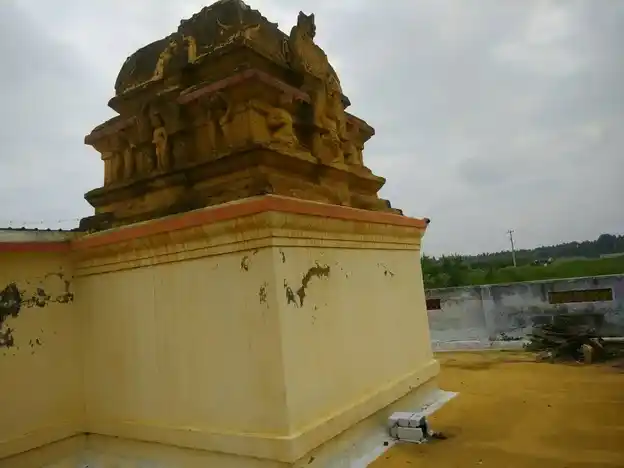 Arulmigu Pasuveswaraswamy Temple, Kondaiyampalayam - 638503 அருள்மிகு பசுவேஸ்வரசுவாமி திருக்கோயில், Kondaiyampalayam - 638503, Erode - Ancient Temple Architecture and History Image 2