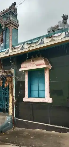 Arulmigu Pasuveswaraswamy Temple, Kumbalam - 635117 அருள்மிகு பசுவேஸ்வரசாமி திருக்கோயில், Kumbalam - 635117, Krishnagiri - Ancient Temple Architecture and History Image 4