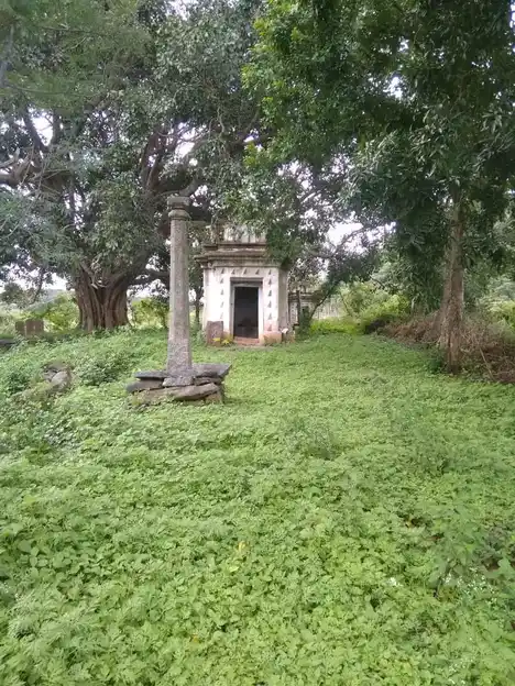 Arulmigu Pasuveswarer Temple, Chudanur - 636805 Temple