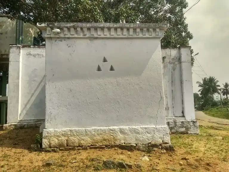 Arulmigu Pasuveswarer Temple, Goravandahalli - 636808 அருள்மிகு பசுவேஸ்வரர் திருக்கோயில், Goravandahalli - 636808, Dharmapuri - Ancient Temple Architecture and History Image 2