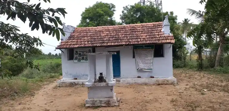 Arulmigu Pasuweshvarar Temple, Karathozhuvu, Madathukkulam - 642203