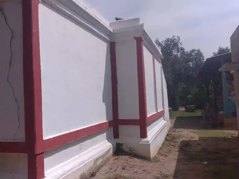 Arulmigu Patchaiamman Sematha Mannar Swamy Temple, Munnur Mangalam - 606701 அருள்மிகு பச்சையம்மன் சமேத மன்னார்சாமி திருக்கோயில், Munnur Mangalam - 606701, Tiruvannamalai - Ancient Temple Architecture and History Image 4