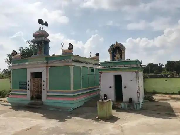 Arulmigu Patchainachiyamman Pillaiyar Piddari Temple, Kaleri - 606806 அருள்மிகு பச்சைநாச்சியம்மன், பிள்ளையார், பிடாரி திருக்கோயில், Kaleri - 606806, Tiruvannamalai - Ancient Temple Architecture and History Image 2