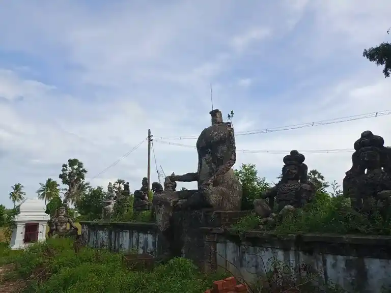Arulmigu Patchaivazhi Amman Temple, Sandrorpalayam - 607003 அருள்மிகு பச்சைவாழியம்மன் திருக்கோயில், Sandrorpalayam - 607003, Cuddalore - Ancient Temple Architecture and History Image 3