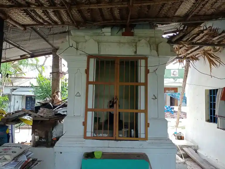 Arulmigu Patchaivazhi Amman Temple, Sandrorpalayam - 607003 அருள்மிகு பச்சைவாழியம்மன் திருக்கோயில், Sandrorpalayam - 607003, Cuddalore - Ancient Temple Architecture and History Image 5