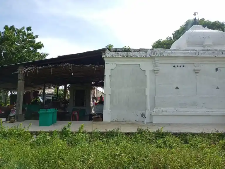 Arulmigu Patchaivazhi Amman Temple, Sandrorpalayam - 607003 அருள்மிகு பச்சைவாழியம்மன் திருக்கோயில், Sandrorpalayam - 607003, Cuddalore - Ancient Temple Architecture and History Image 8