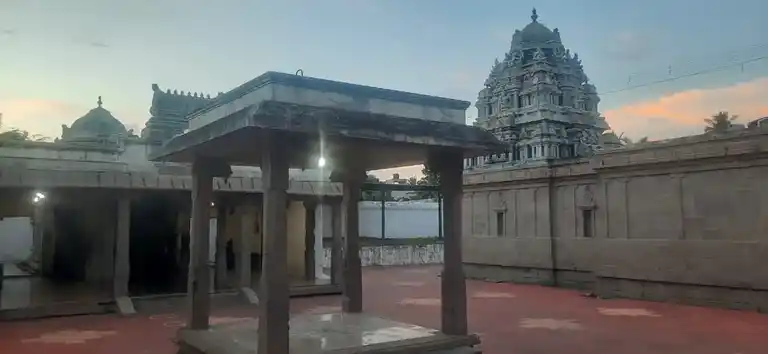 Arulmigu Patchavanna Perumal Temple, Agaramel - 600056 அருள்மிகு பச்சை வண்ணப்பெருமாள்&amp;nbsp; திருக்கோயில், அகரமல் - 600056, Tiruvallur - Ancient Temple Architecture and History Image 3
