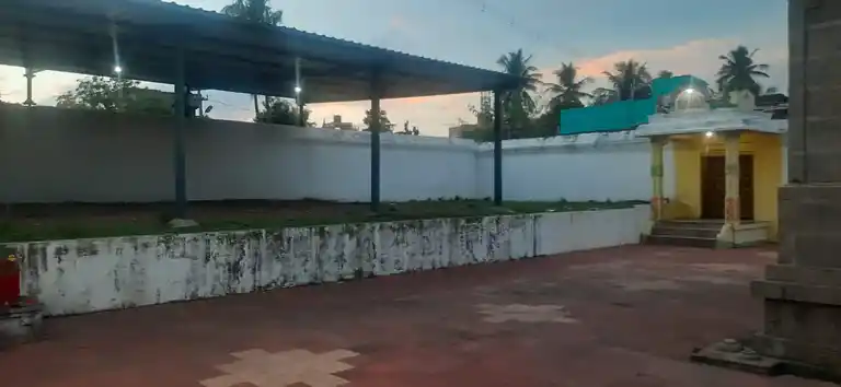 Arulmigu Patchavanna Perumal Temple, Agaramel - 600056 அருள்மிகு பச்சை வண்ணப்பெருமாள்&amp;nbsp; திருக்கோயில், அகரமல் - 600056, Tiruvallur - Ancient Temple Architecture and History Image 4