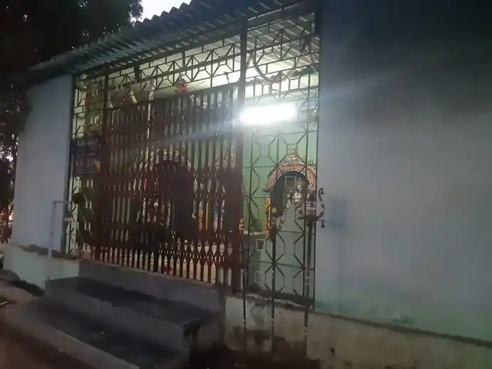 Arulmigu Pathai Karuppusamy Temple, Kadyampatti - 638312 அருள்மிகு பாதைக்கருப்புச்சாமி திருக்கோயில், Kadyampatti - 638312, Erode - Ancient Temple Architecture and History Image 3