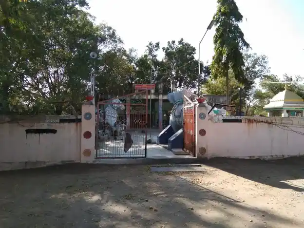 Arulmigu Pathala Iyyanar Temple, Molasur - 604102 அருள்மிகு பாதாள அய்யனார் திருக்கோயில், மொளசூர் - 604102, Viluppuram - Ancient Temple Architecture and History Image 2