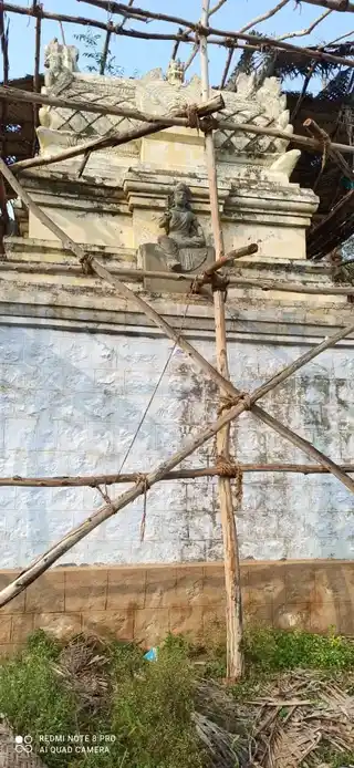 Arulmigu Patharakaliyamman Temple, Sinna Ayiethampatti, V. Periyapatti - 621303 Arulmigu Patharakaliyamman Temple, Sinna Ayiethampatti, V. Periyapatti - 621303, Thiruchirappalli - Ancient Temple Architecture and History Image 3