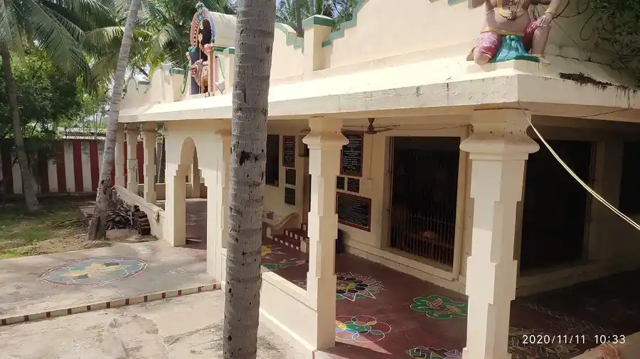 Arulmigu Patharakalliamman Temple, Solavandand - 625214 அருள்மிகு பத்திரகாளியம்மன் கோயில், Solavandand - 625214, Madurai - Ancient Temple Architecture and History Image 4