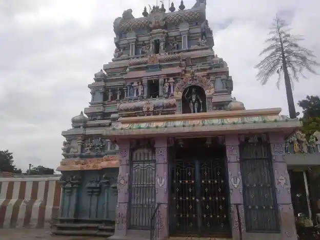 Arulmigu Pathinettampadi Karuppar Temple, Manamadurai - 630606 Arulmigu Pathinettampadi Karuppar Temple, Manamadurai - 630606, Sivagangai - Ancient Temple Architecture and History Image 2