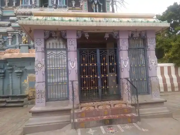 Arulmigu Pathinettampadi Karuppar Temple, Manamadurai - 630606 Arulmigu Pathinettampadi Karuppar Temple, Manamadurai - 630606, Sivagangai - Ancient Temple Architecture and History Image 3