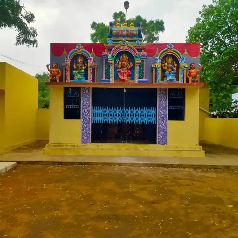 Arulmigu Pathirakali Amman Temple, Cheranmahadevi - 627414 அருள்மிகு பத்திரகாளியம்மன் திருக்கோயில், Cheranmahadevi - 627414, Tirunelveli - Ancient Temple Architecture and History Image 3