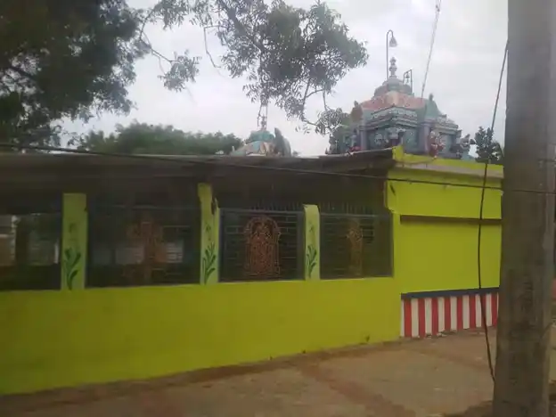 Arulmigu Pathirakaliamman Temple, Mulluvaadi - 623515 அருள்மிகு பத்திரகாளியமமன் திருக்கோயில், Mulluvaadi - 623515, Ramanathapuram - Ancient Temple Architecture and History Image 2