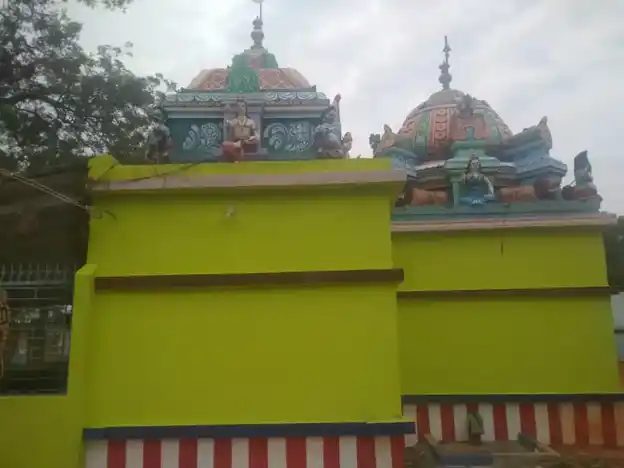 Arulmigu Pathirakaliamman Temple, Mulluvaadi - 623515 அருள்மிகு பத்திரகாளியமமன் திருக்கோயில், Mulluvaadi - 623515, Ramanathapuram - Ancient Temple Architecture and History Image 3