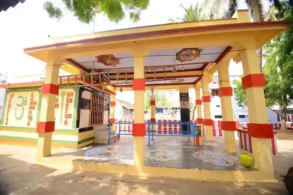 Arulmigu Pathirakaliamman Temple, Pettai - 627004 அருள்மிகு பத்திரகாளியம்மன் திருக்கோயில், Pettai - 627004, Tirunelveli - Ancient Temple Architecture and History Image 2