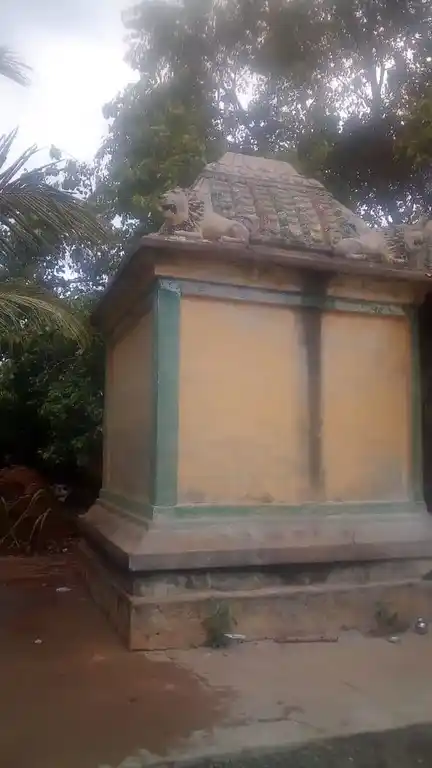 Arulmigu Pathirakaliyamman Temple, Kunthapuram - 621715 Arulmigu Pathirakaliyamman Temple, Kunthapuram - 621715, Ariyalur - Ancient Temple Architecture and History Image 2