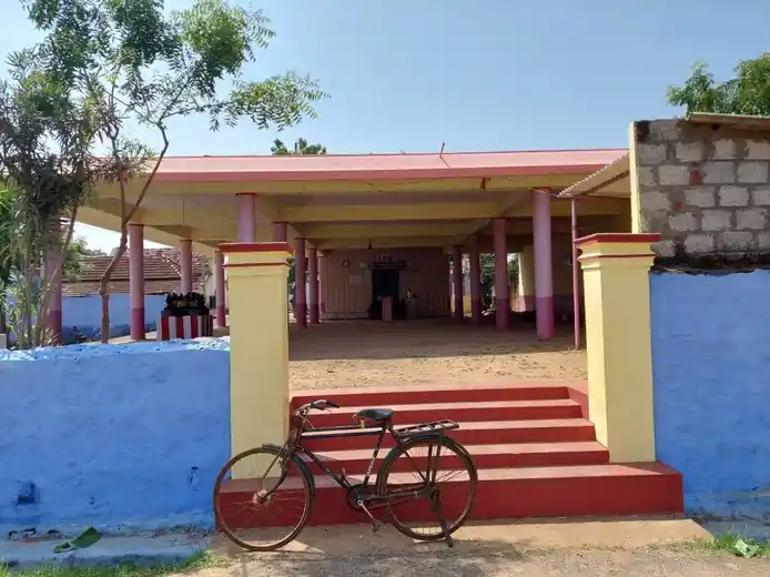 Arulmigu Pathirakalliamman Temple, Near Nagalkulam, Pattamudaiyarpuram - 627861 அருள்மிகு பத்ரகாளியம்மன் திருக்கோயில், -, Pattamudaiyarpuram - 627861, Tenkasi - Ancient Temple Architecture and History Image 3