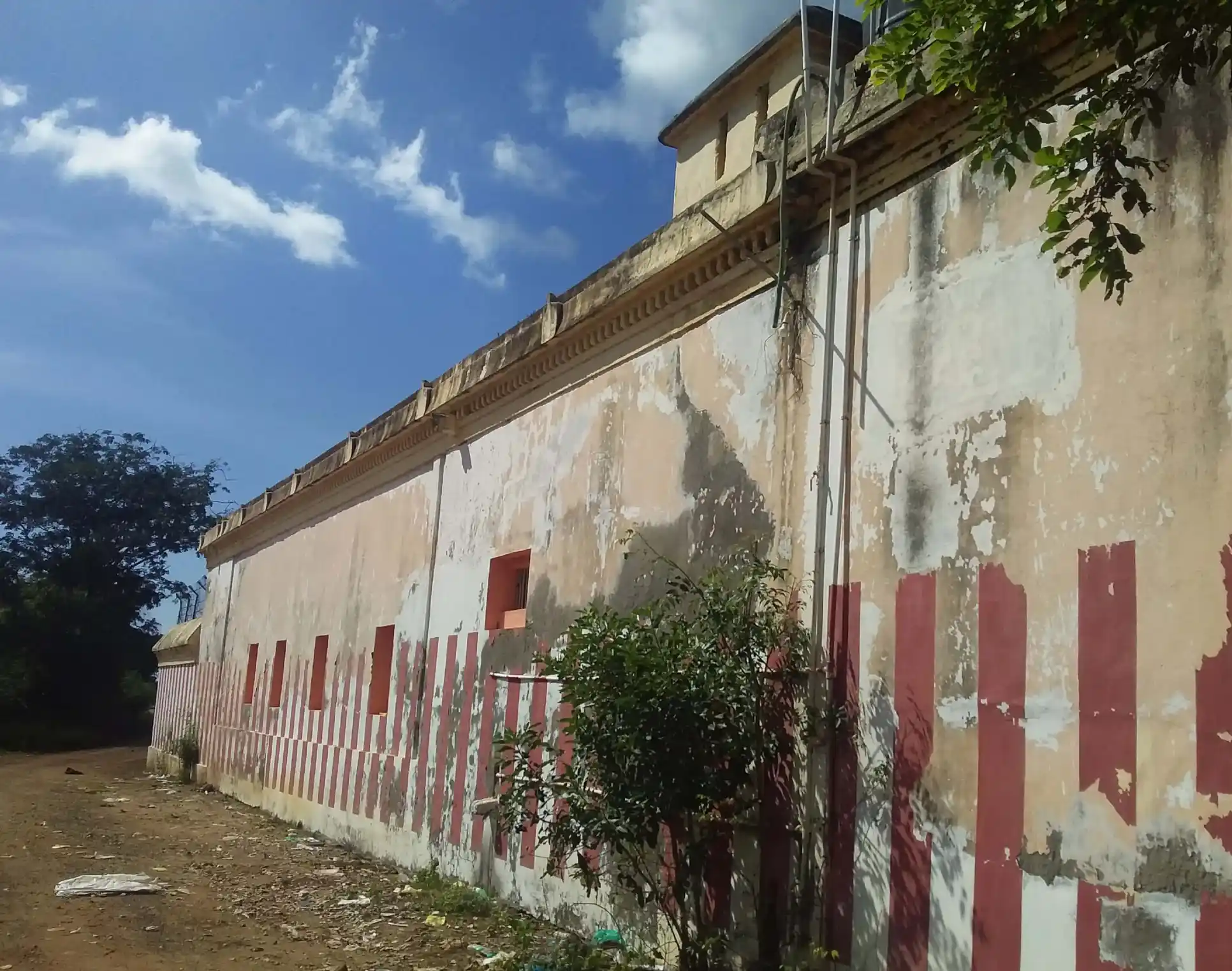 Arulmigu Pathivenugopalaswamy Temple, Royapuram - 614404 அருள்மிகு பதிவேணுகோபாலசாமி திருக்கோயில், ராயபுரம் - 614404, Thiruvarur - Ancient Temple Architecture and History Image 6