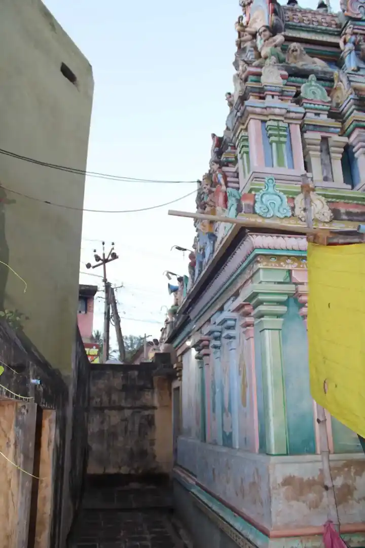 Arulmigu Pathrakaliamman Parvathiamman Temple, Aaduthurai - 612101 அருள்மிகு பத்ரகாளியம்மன், பார்வதியம்மன் திருக்கோயில், Aaduthurai - 612101, Thanjavur - Ancient Temple Architecture and History Image 4