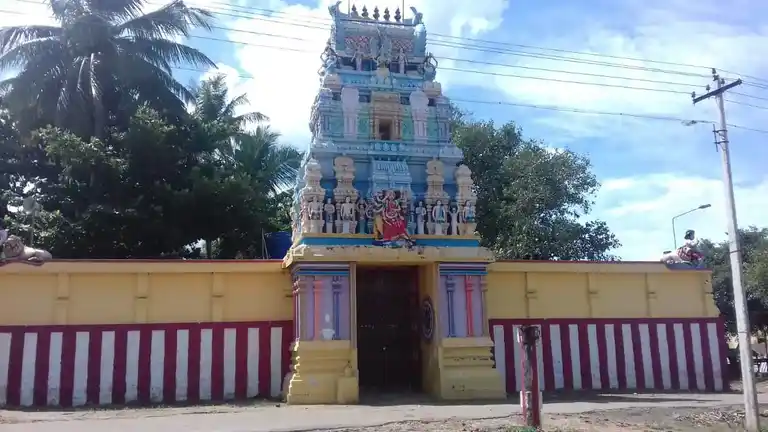 Arulmigu Pathrakaliamman Temple, Ilanthirai Kondan, Ilanthirai Kondan - 626142