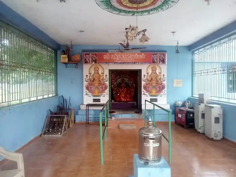 Arulmigu Pathrakaliyamman And Muthukkaruppar Temple, Vichoor - 614620 Arulmigu Pathrakaliyamman and Muthukkaruppar Temple, Vichoor - 614620, Pudukkottai - Ancient Temple Architecture and History Image 4