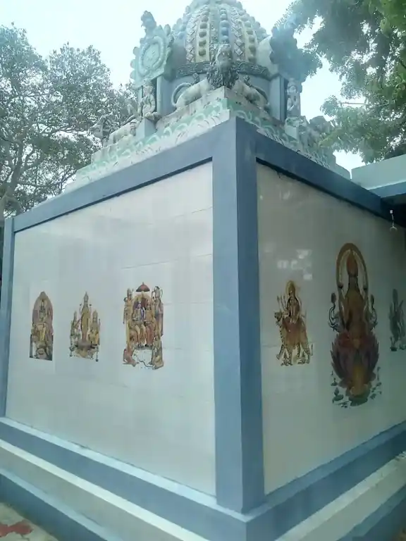 Arulmigu Pathrakaliyamman And Muthukkaruppar Temple, Vichoor - 614620 Arulmigu Pathrakaliyamman and Muthukkaruppar Temple, Vichoor - 614620, Pudukkottai - Ancient Temple Architecture and History Image 5