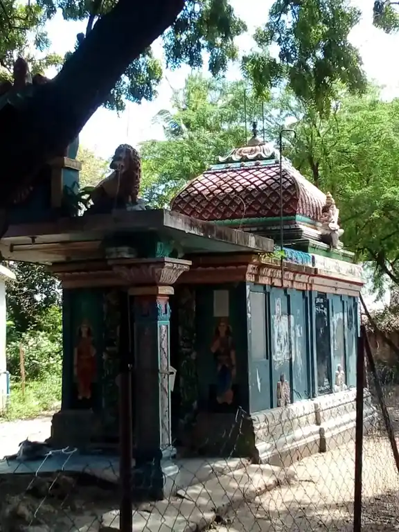 Arulmigu Pathrakaliyamman Temple, A. Poothanur - 609307 அருள்மிகு பத்ரகாளியம்மன் திருக்கோயில், Thrangampadi - 609307, Mayiladuthurai - Ancient Temple Architecture and History Image 3